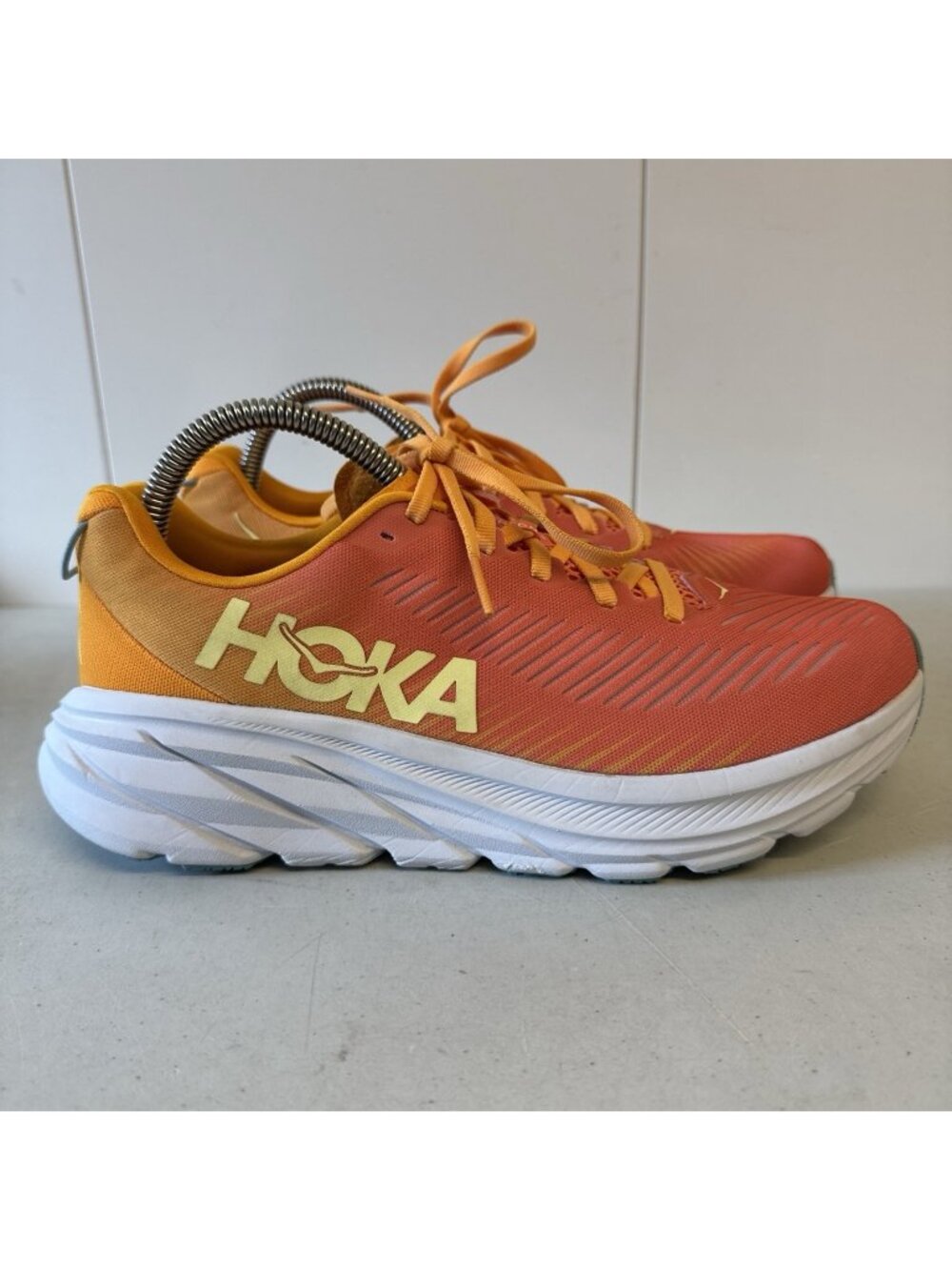 Hoka One One Rincon 3 Womens 8.5 B Camellia Radiant Yellow Orange 1119396-CRYW